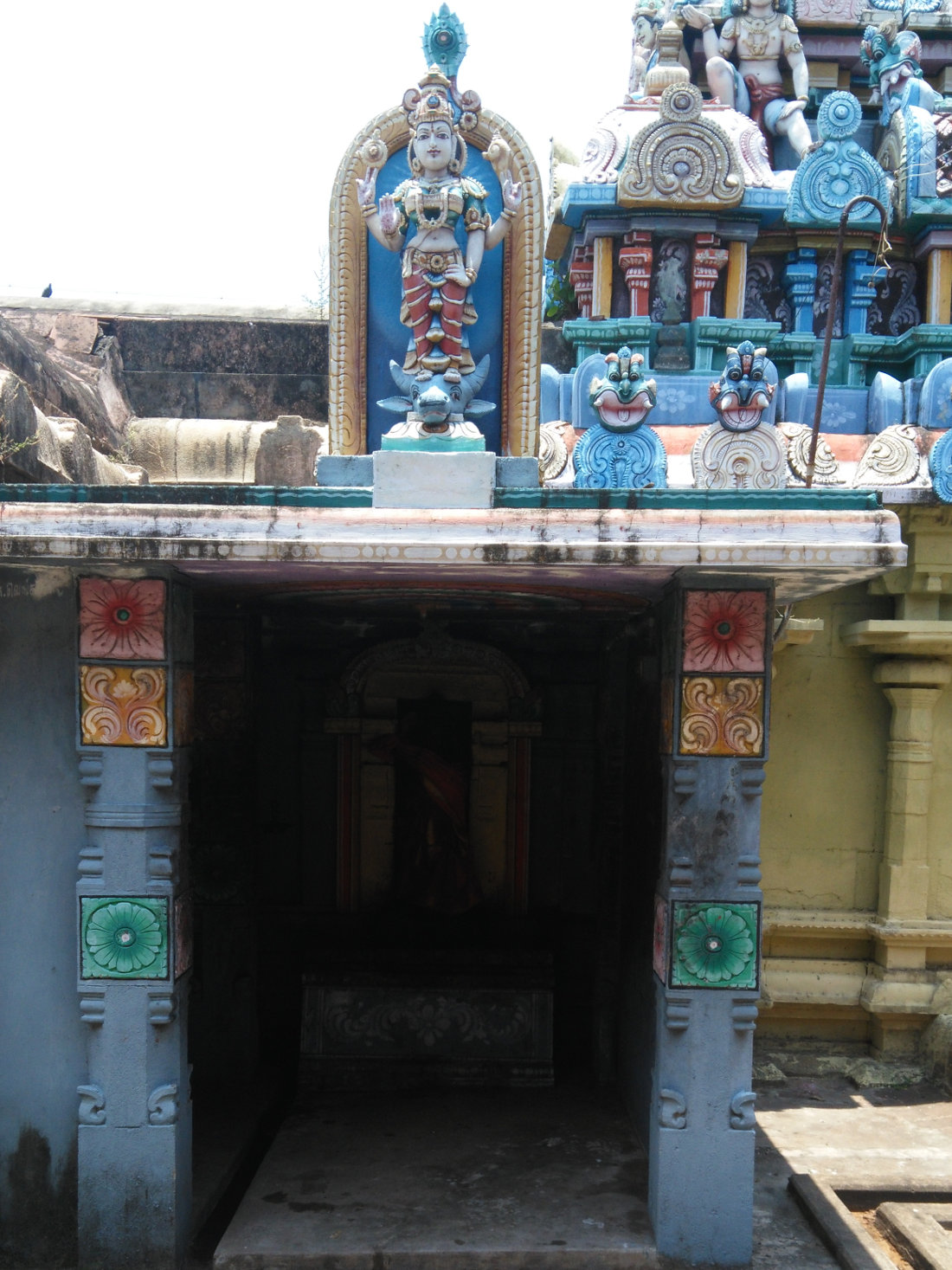 Sri Mahakalanathaswamy Temple at Ambar Maakaalam. - Dharisanam