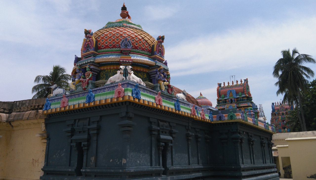 Sri Mullaivananathar Temple at Thirukkarukavur. Dharisanam